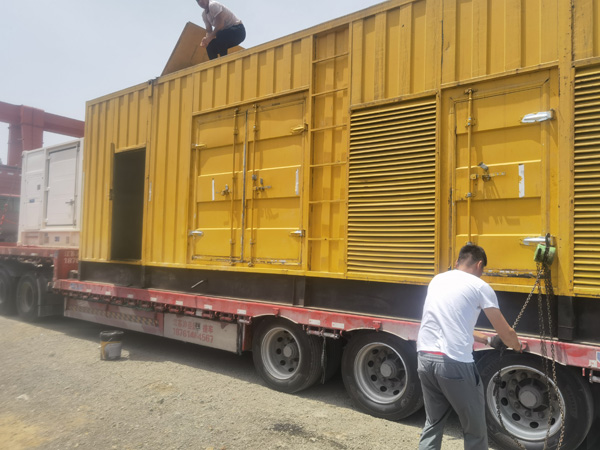 吴起发电机出租100KW发电机需要什么规格的电缆线？