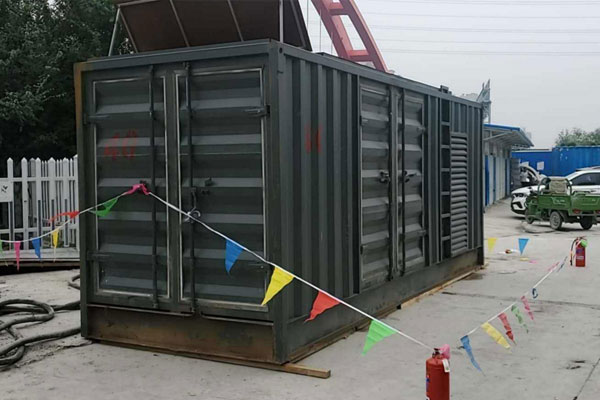 吴起发电机租赁空气滤清器多久更换一次？