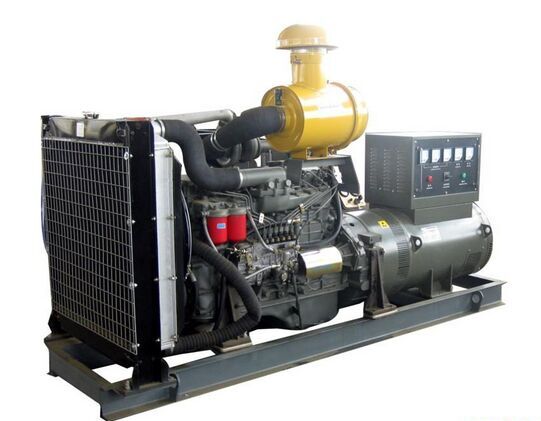 吴起汽油发电机组冬季保养时，燃油系统需要注意什么？